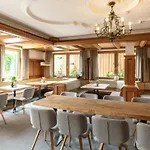 Erzherzog Johann Alpin Style - Adults Only Otel