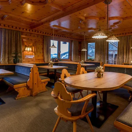 Erzherzog Johann Alpin Style Hotel - Adults Only 3*
