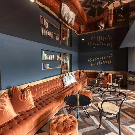 מלון Erzherzog Johann Alpin Style - Adults Only 4*