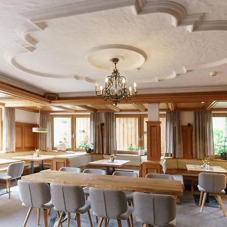 ホテル Erzherzog Johann Alpin Style - Adults Only シュラートミンク