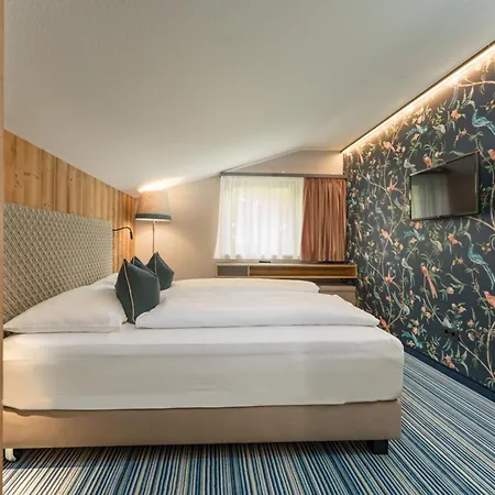 Erzherzog Johann Alpin Style - Adults Only Otel 3*
