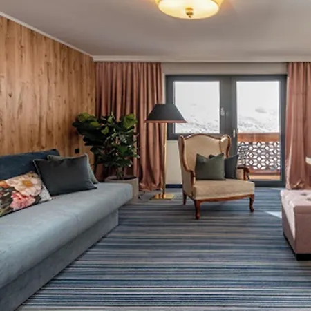 מלון Erzherzog Johann Alpin Style - Adults Only