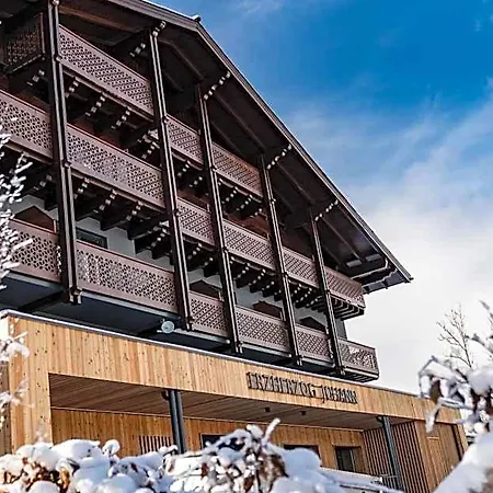 Erzherzog Johann Alpin Style - Adults Only 4* Schladming